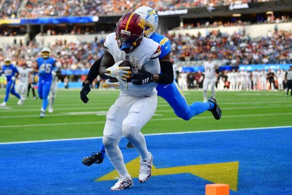 Commanders’ Deebo Samuel in limbo, Terry McLaurin out vs. Bears