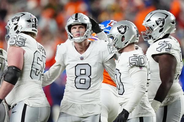 Raiders, Cowboys eager for brighter days after facing adversity