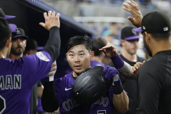 Rockies DFA infielder Keston Hiura