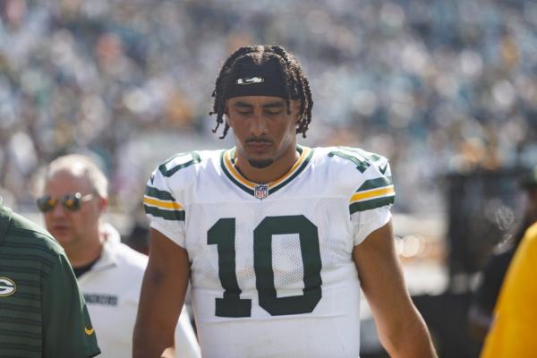 QB Jordan Love exits with groin injury in Packers' win over Jaguars thumbnail