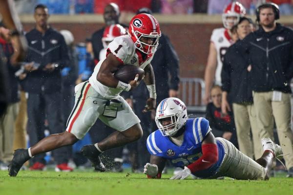 Georgia RB Trevor Etienne (rib) to sit out vs. Tennessee