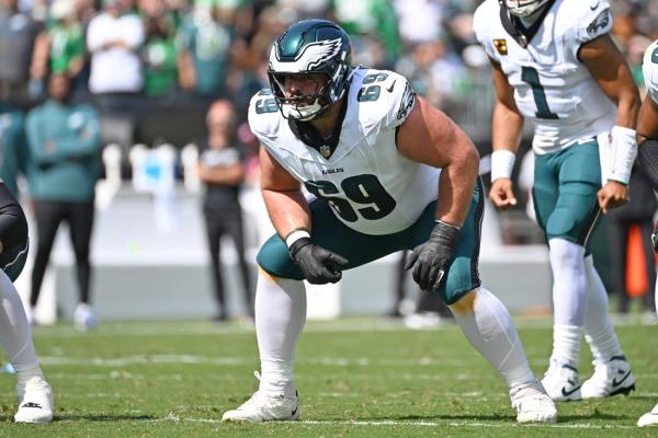 Report: Eagles LG Landon Dickerson out 1-2 weeks
