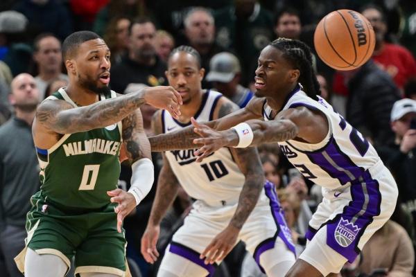 Bucks ride massive first quarter to victory over Kings thumbnail