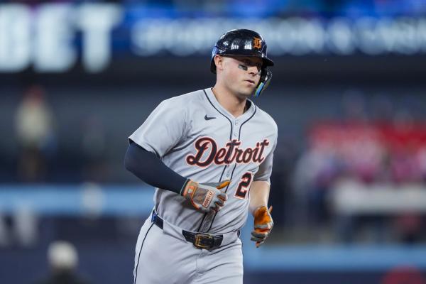 Ernie Clement’s big hit lifts Blue Jays over Tigers