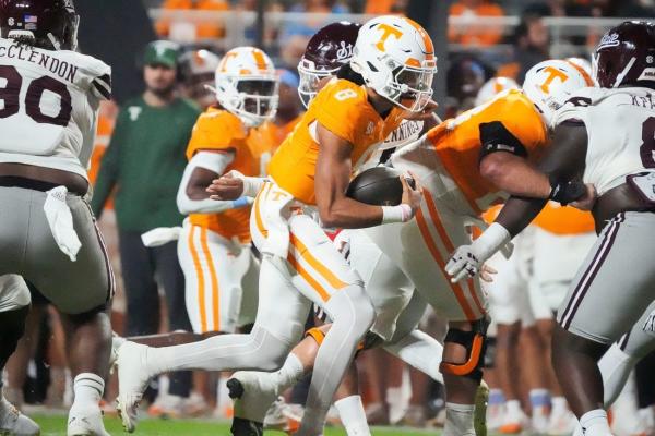 No. 7 Tennessee pulls away late to finish off Mississippi State