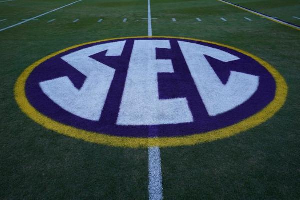 SEC puts six teams in top seven of AP Top 25 poll