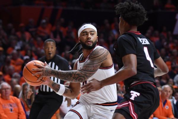 Clutch block allows No. 14 Illinois to edge No. 11 Texas Tech
