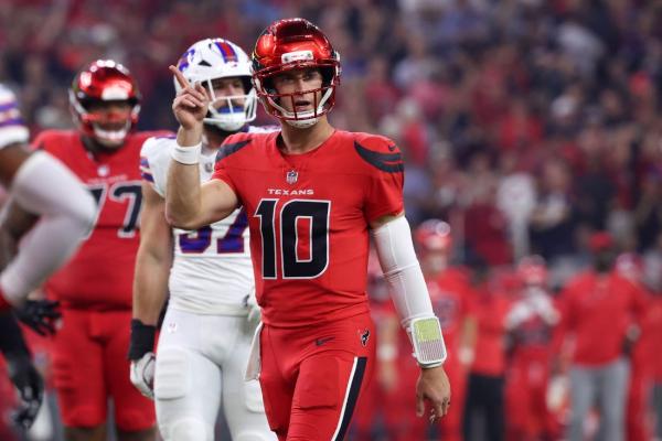 Report: Texans backup QB Davis Mills available vs. Steelers