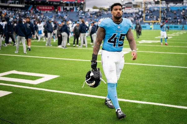 Reports: Ravens acquiring Titans’ edge Dre’Mont Jones