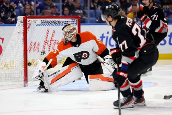 Mammoth acquire F JJ Peterka, sign him to 5-year deal