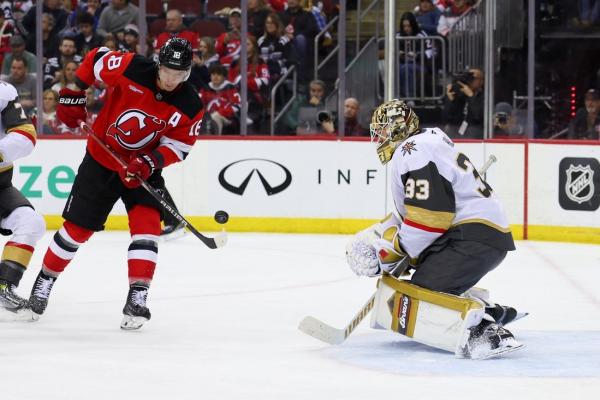 Jack Eichel leads Knights to skid-ending win over Devils