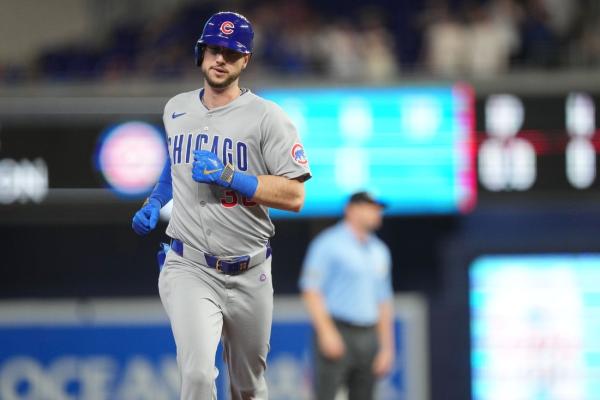 Cubs edge Marlins behind Kyle Tuckerâs 3 hits, homer