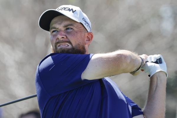 Shane Lowry moves in front at Arnold Palmer Invitational