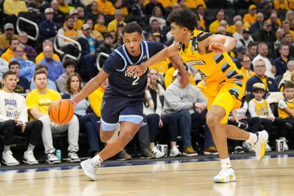 Stevie Mitchell, No. 10 Marquette handle Villanova