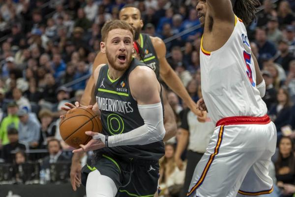 Wolves G Donte DiVincenzo (toe) out indefinitely