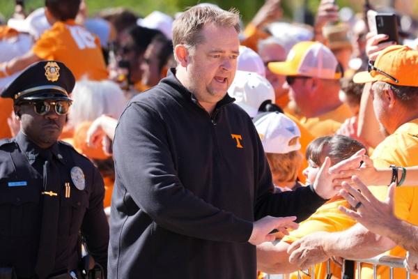 Meet the 12 CFP Title Contenders: No. 9 Tennessee