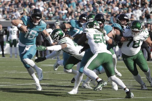 Trevor Lawrence totals six touchdowns in Jaguars’ rout of Jets