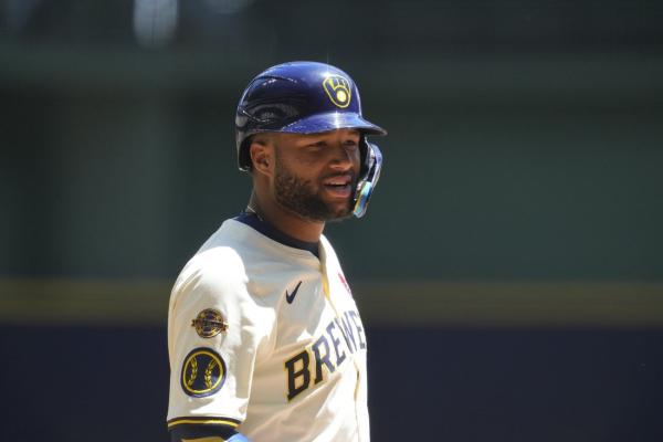 Brewers extend mastery over Reds, take series with 9-1 win