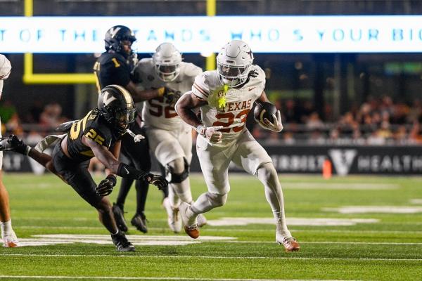 No. 5 Texas will focus on Floridaâs âschemeâ in first meeting since 1940