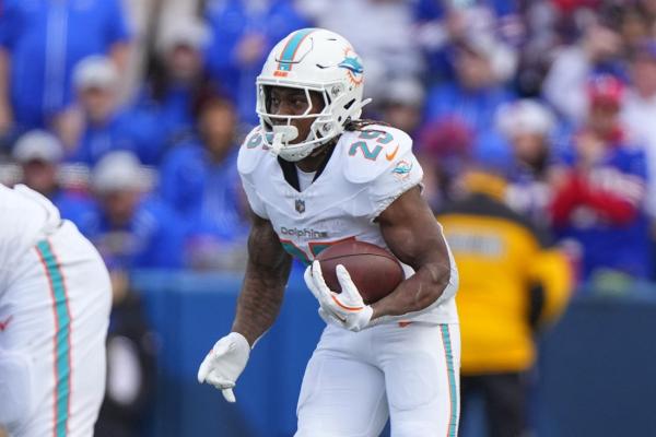 Dolphins RB Jaylen Wright (leg) out multiple weeks