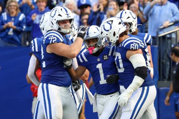 Jonathan Taylor, Daniel Jones rally Colts past Cardinals