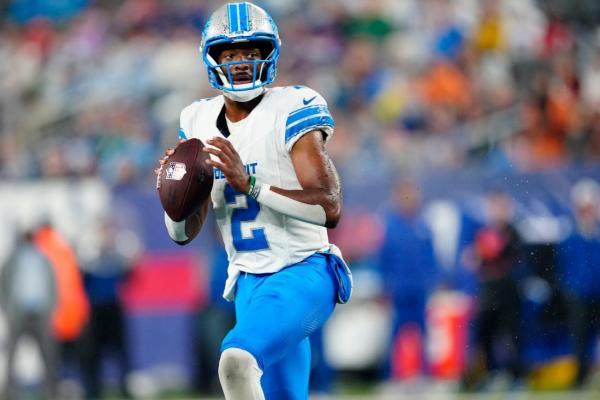 NFL preseason roundup: Eric Gray’s 2 TDs lead Giants past Lions