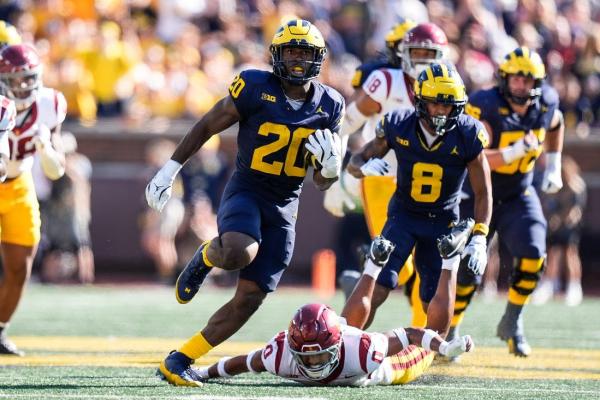 No. 18 Michigan scores late to hand No. 11 USC its 1st Big Ten loss