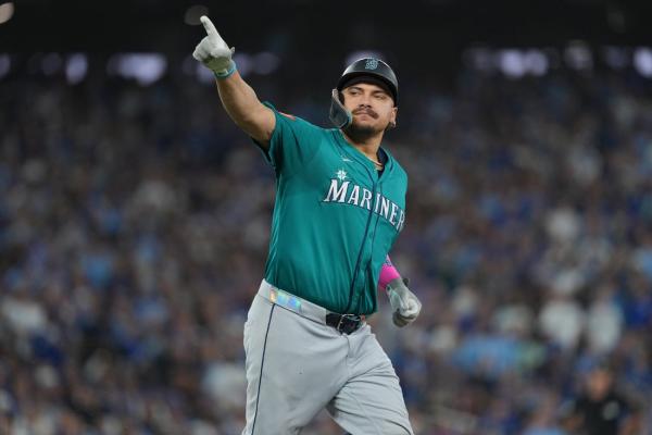 Mariners sign Josh Naylor to 5-year, reported $92.5M deal