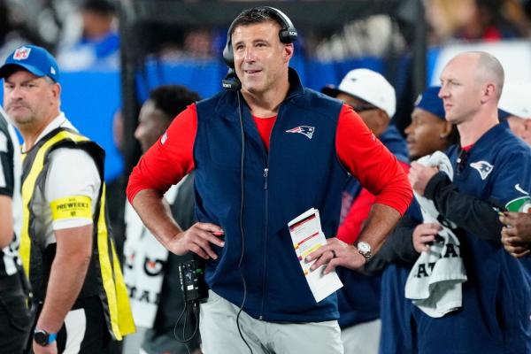Raiders, Pats begin new coaching eras after tough ’24