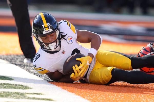 Steelers WR Calvin Austin III (head) ruled out vs. Bengals thumbnail