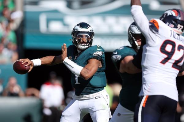 Bo Nix rallies Broncos to upset of Eagles