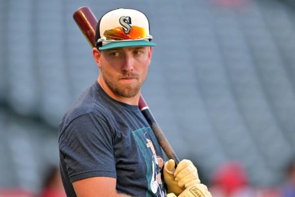 Mariners activate IF Luke Raley, place RHP Logan Evans on IL