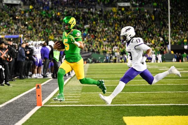 Oregon scores early and often in CFP triumph over James Madison