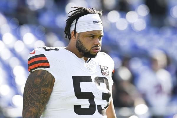 Seahawks send C Nick Harris back to Browns in trade thumbnail