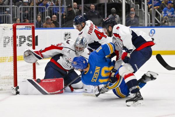 Alex Ovechkin edges closer to all-time goals lead as Caps rout Blues