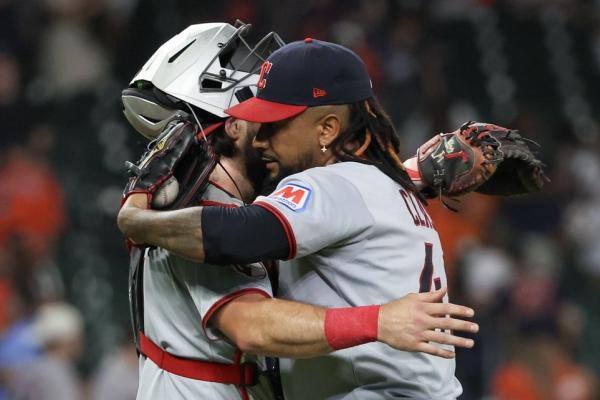 MLB roundup: Guardians top Astros to halt 10-game skid