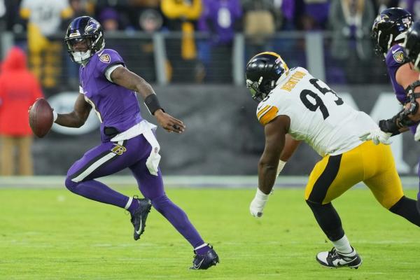 Lamar Jackson tries to outrun playoff demons as Ravens face Steelers thumbnail