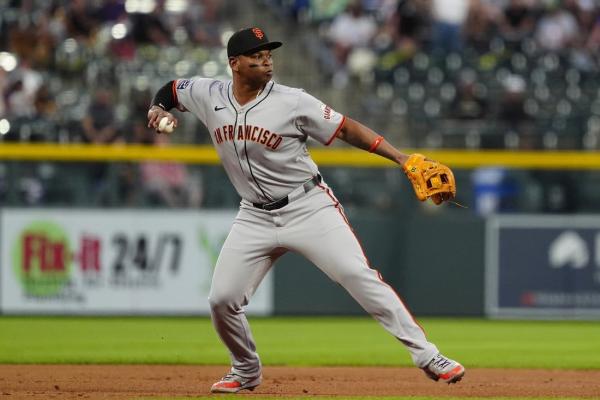 Giants prevail over Rockies amid 1st-inning ejections