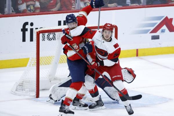 Panthers rally with 3 late third-period goals to edge Hurricanes in shootout