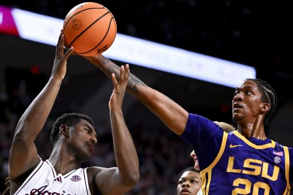 No. 11 Texas A&M rolls past ice-cold LSU