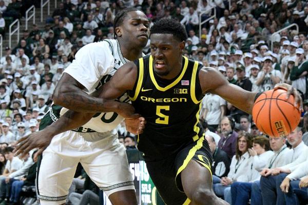 Down 14 at half, No. 9 Michigan State rallies past Oregon