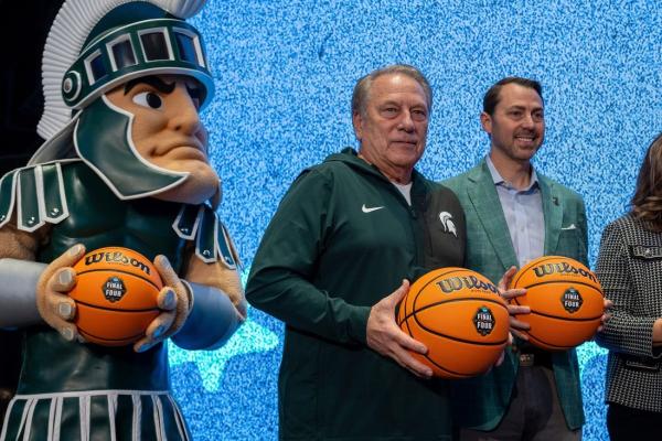 No. 9 Michigan State dispatches Oakland behind Coen Carr