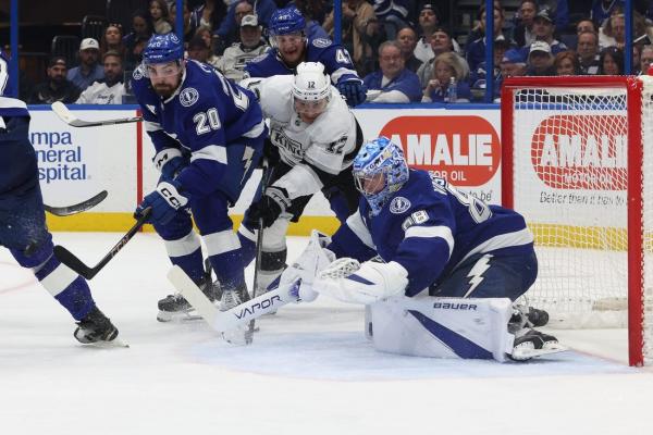 Andrei Vasilevskiy (28 saves) helps Lightning blank Kings