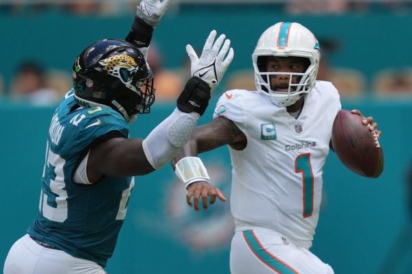 Dolphins charge back, beat Jaguars on last-second FG