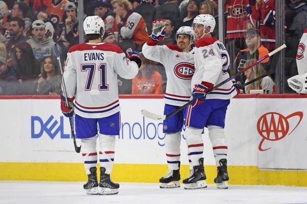 Canadiens score three in second period, hold off Flyers