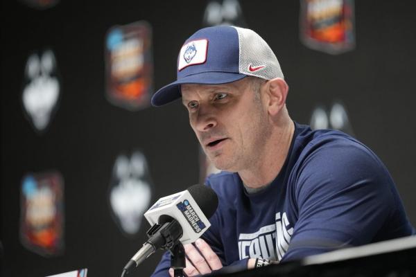 Dan Hurley hungry for ‘rare’ 3-peat at UConn as Big East rigors await