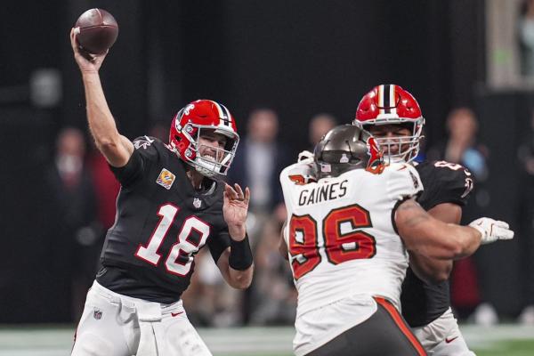 Falcons hope they won't need late-game magic vs. Panthers thumbnail