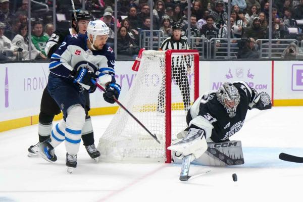 Adrian Kempe, Anze Kopitar carry Kings past Jets