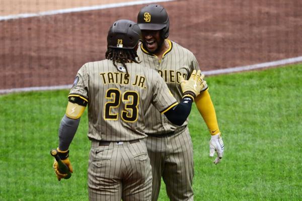Padres blank Pirates 4-0 to complete three-game sweep