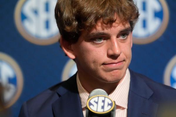 Arch Manning: Grandpa Archie apologized for NFL comments